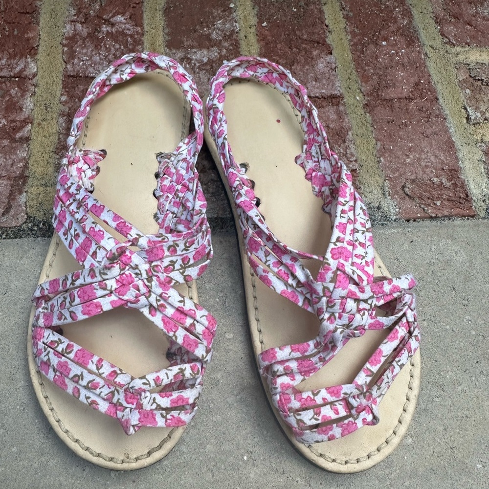 Title: 🌸 Girls Mexican Huaraches – Pink Flower Magic – Size 5.5–6 🌸